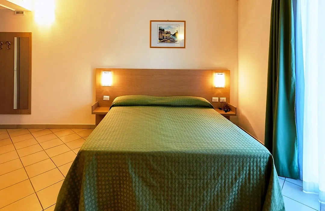 Hotel Bolgheri Marina Resort-1